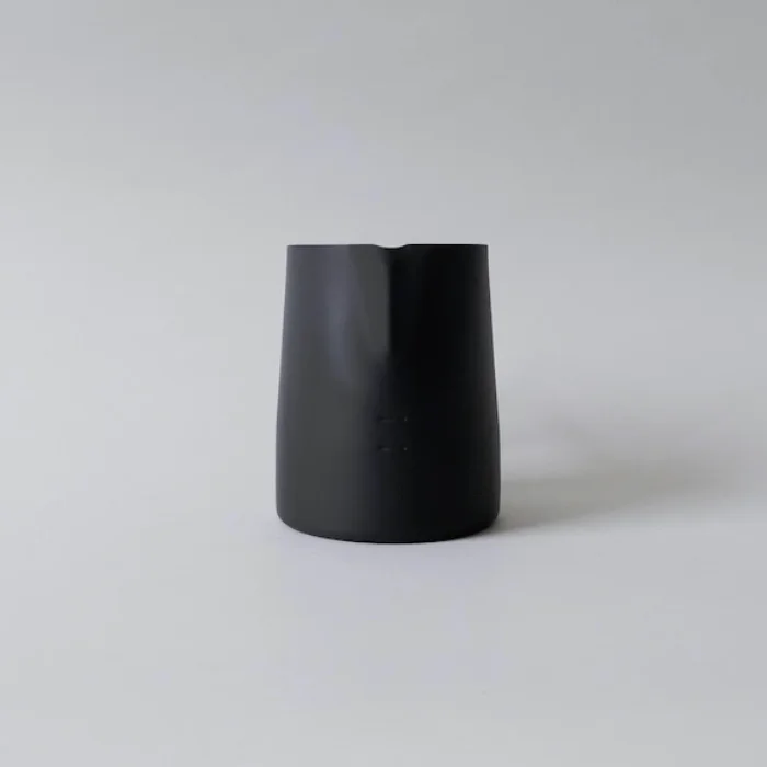 17oz WPM Matte Black with Round Tip and Dual Volume Indicator